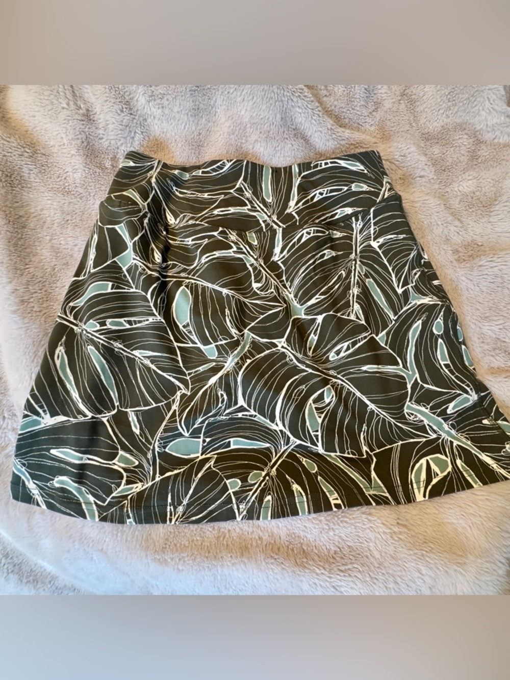 Title Nine Diamalete Skort Dusty Green Tropical Olive Leaf Skirt Shorts 4 6 S - Picture 4 of 13